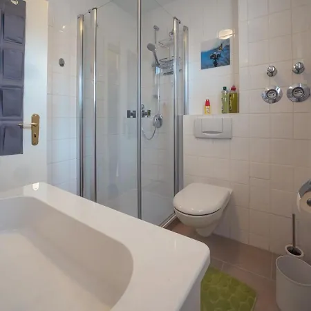 - Nr. 35 - Rzv Apartment *